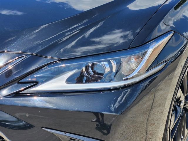 Used 2024 Lexus ES 350 F Sport w/ Accessory Package (Z2) image 9