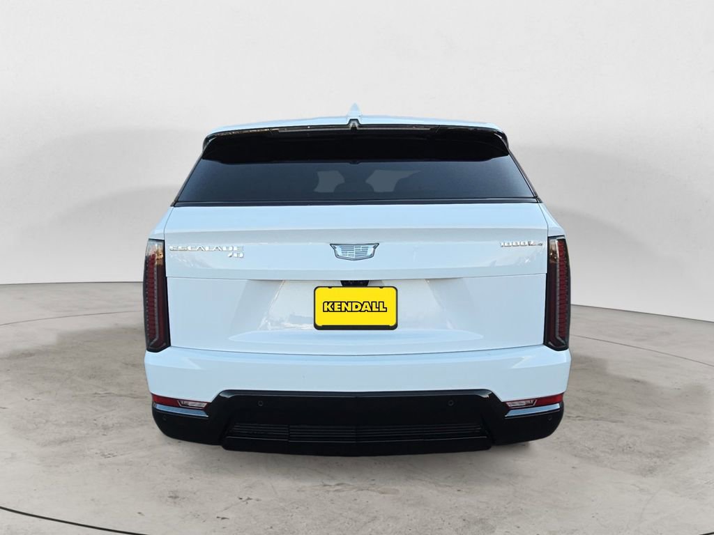 Used 2025 Cadillac Escalade IQ Sport 2 AWD/4WD image 4