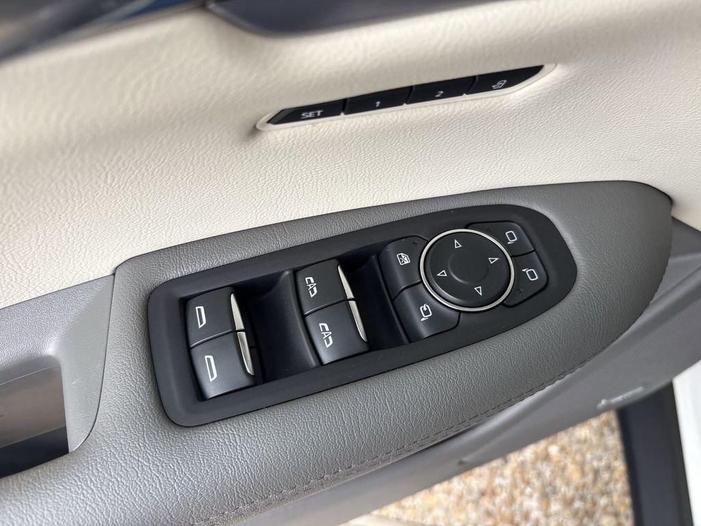 Certified 2022 Cadillac XT5 Premium Luxury image 24