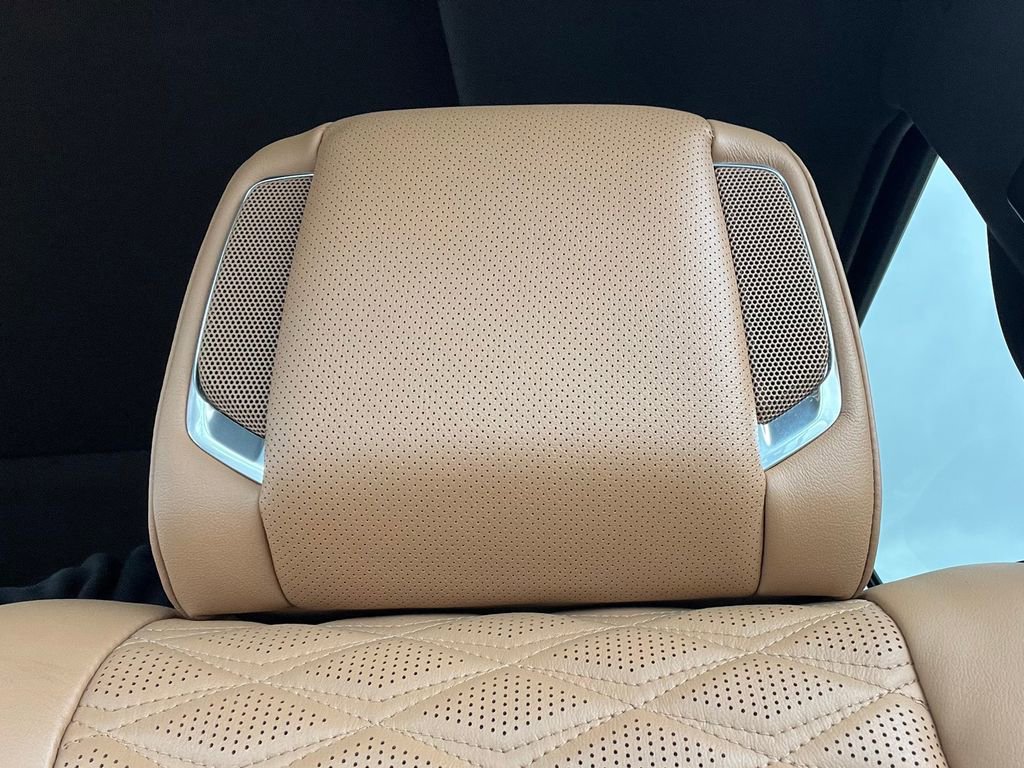 Used 2021 Cadillac Escalade Premium Luxury w/ Driver Assist Tech Package image 14