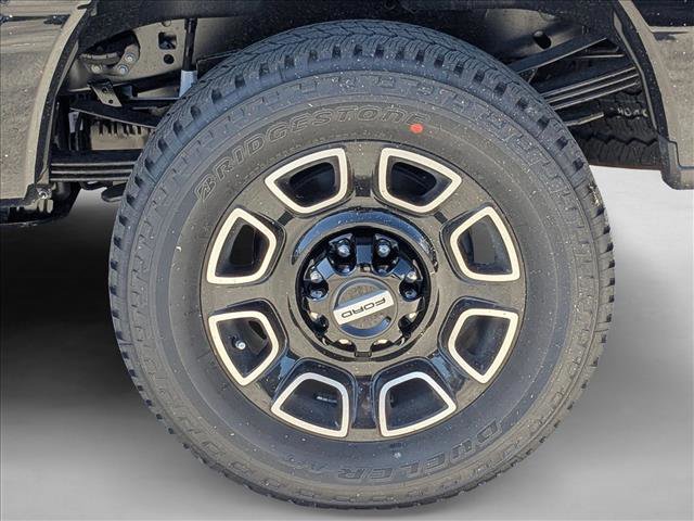 New 2026 Ford F250 Platinum image 9