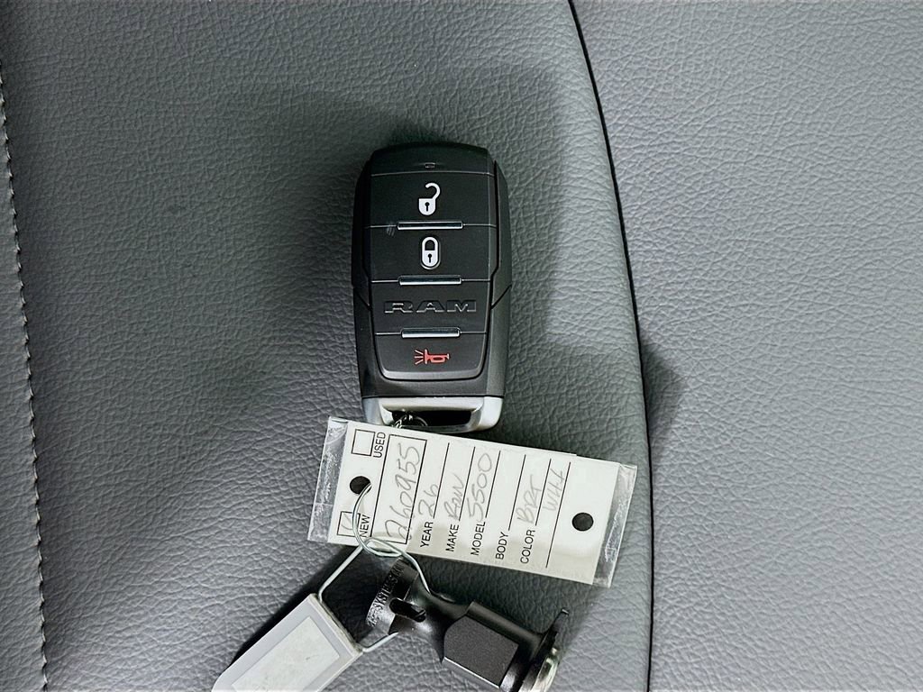 New 2026 RAM 5500 Tradesman w/ Chrome Appearance Group image 19