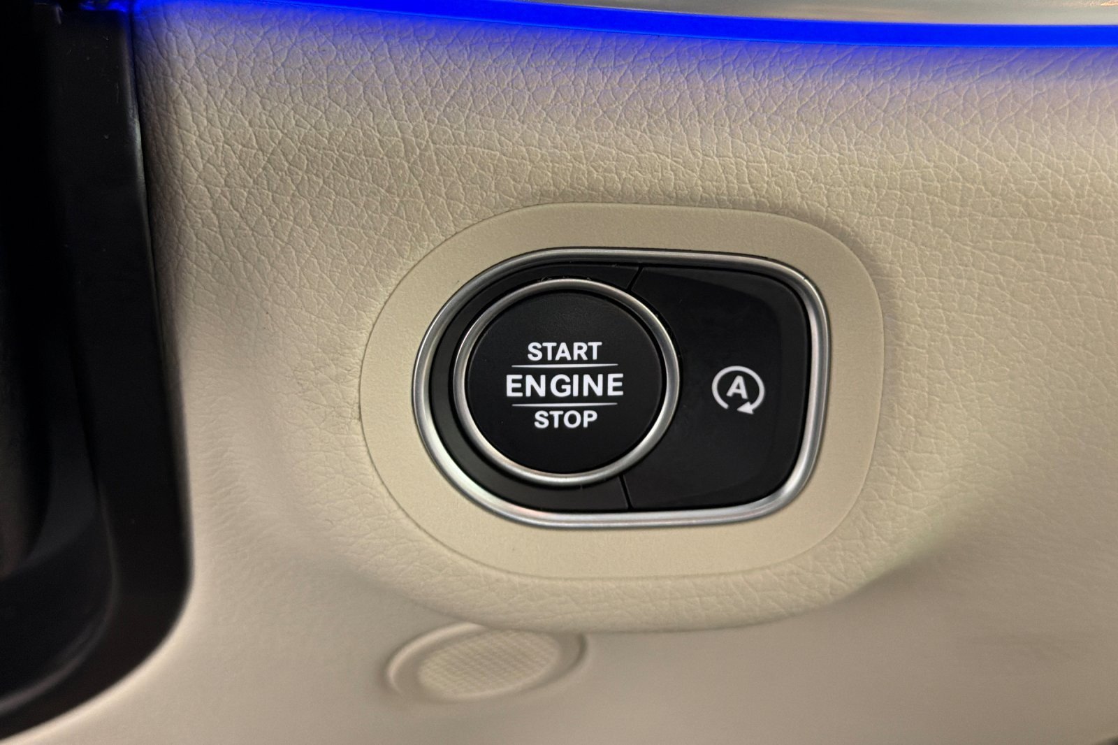 Used 2026 Mercedes-Benz GLS 450 4MATIC image 23