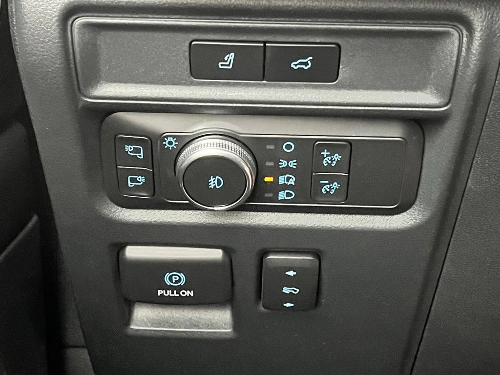 Used 2022 Ford Expedition Platinum AWD/4WD image 26