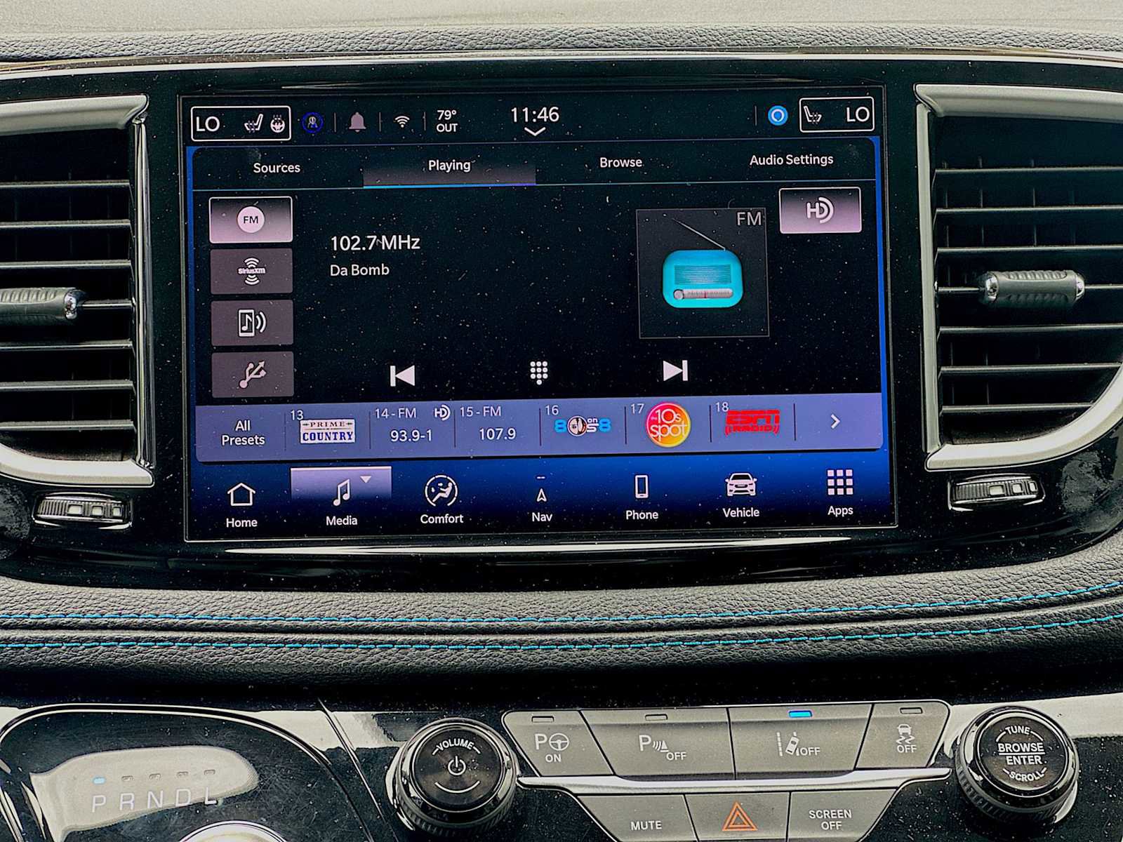 Used 2021 Chrysler Pacifica Touring-L image 6