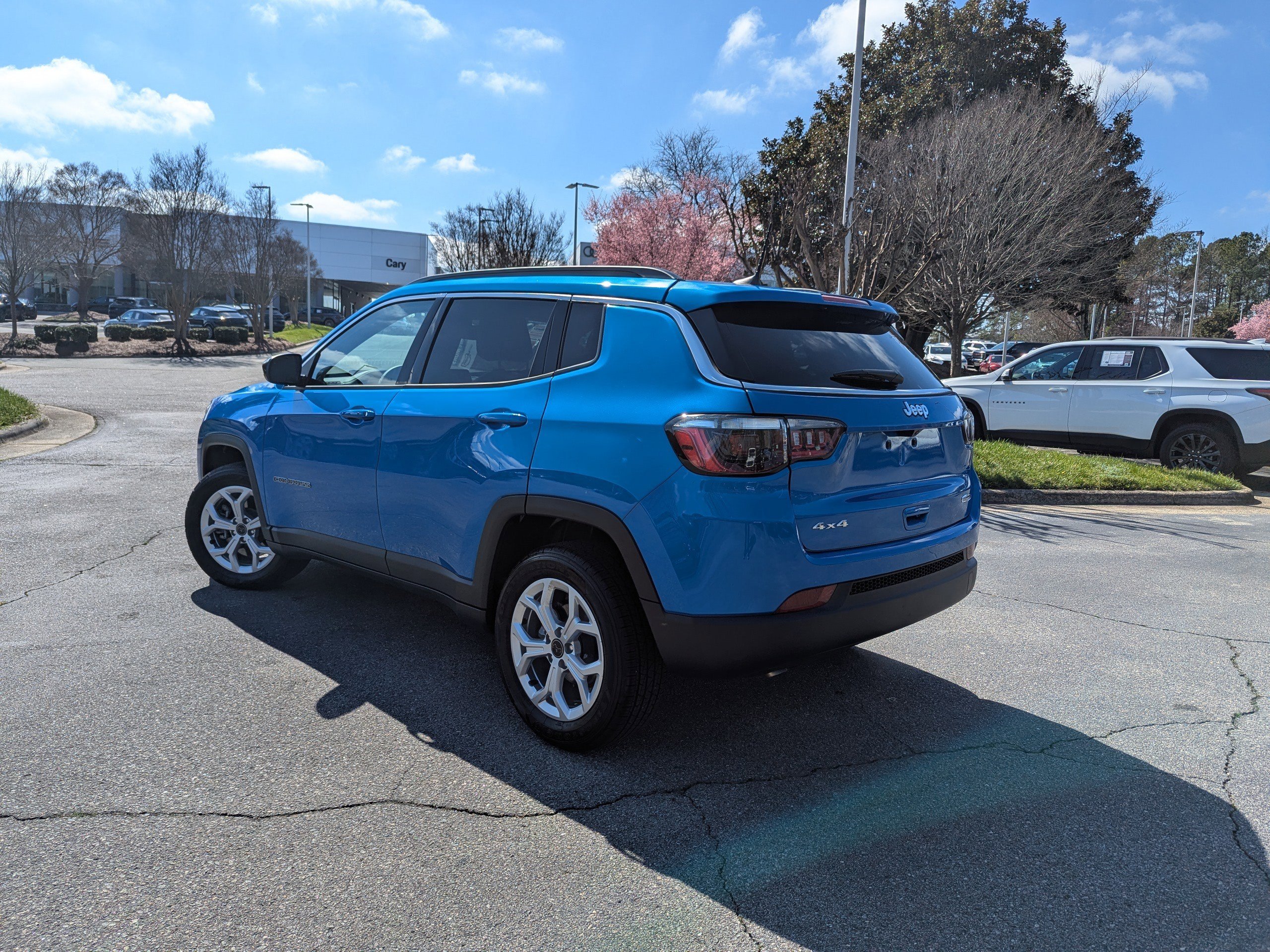 Certified 2025 Jeep Compass Latitude image 7
