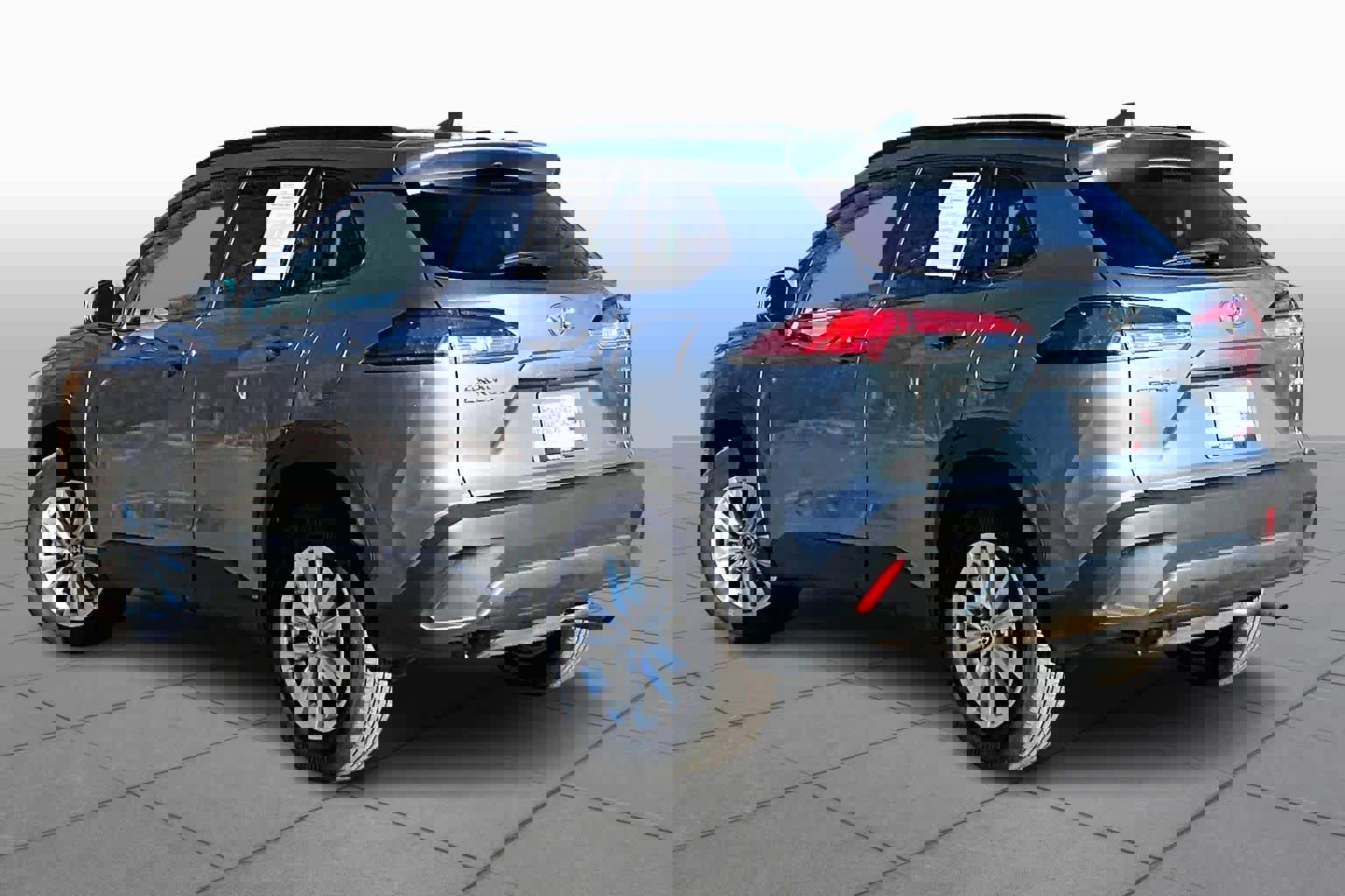 Certified 2023 Toyota Corolla Cross LE w/ Moonroof Package image 11