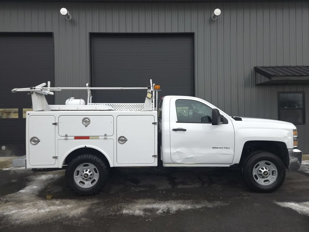 Used 2015 Chevrolet Silverado 2500 W/T AWD/4WD image 5