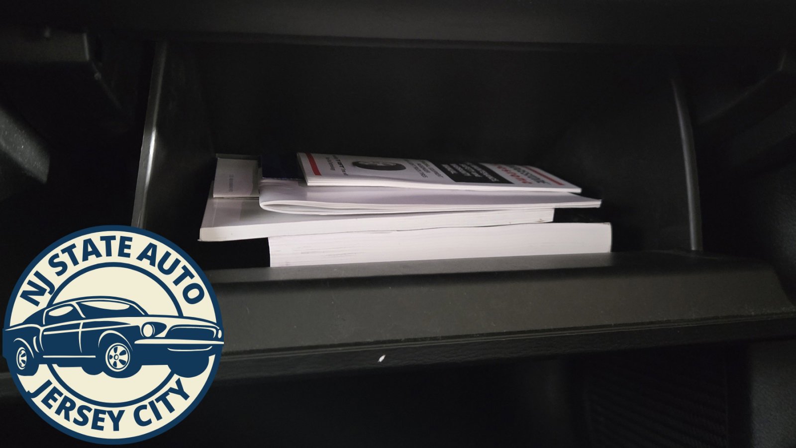 Used 2024 Mitsubishi Outlander SE image 17