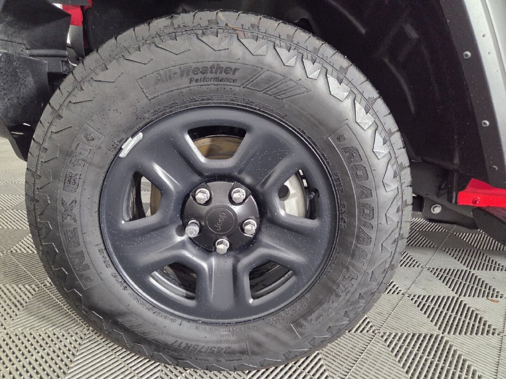 Used 2025 Jeep Wrangler Unlimited Sport AWD/4WD image 8