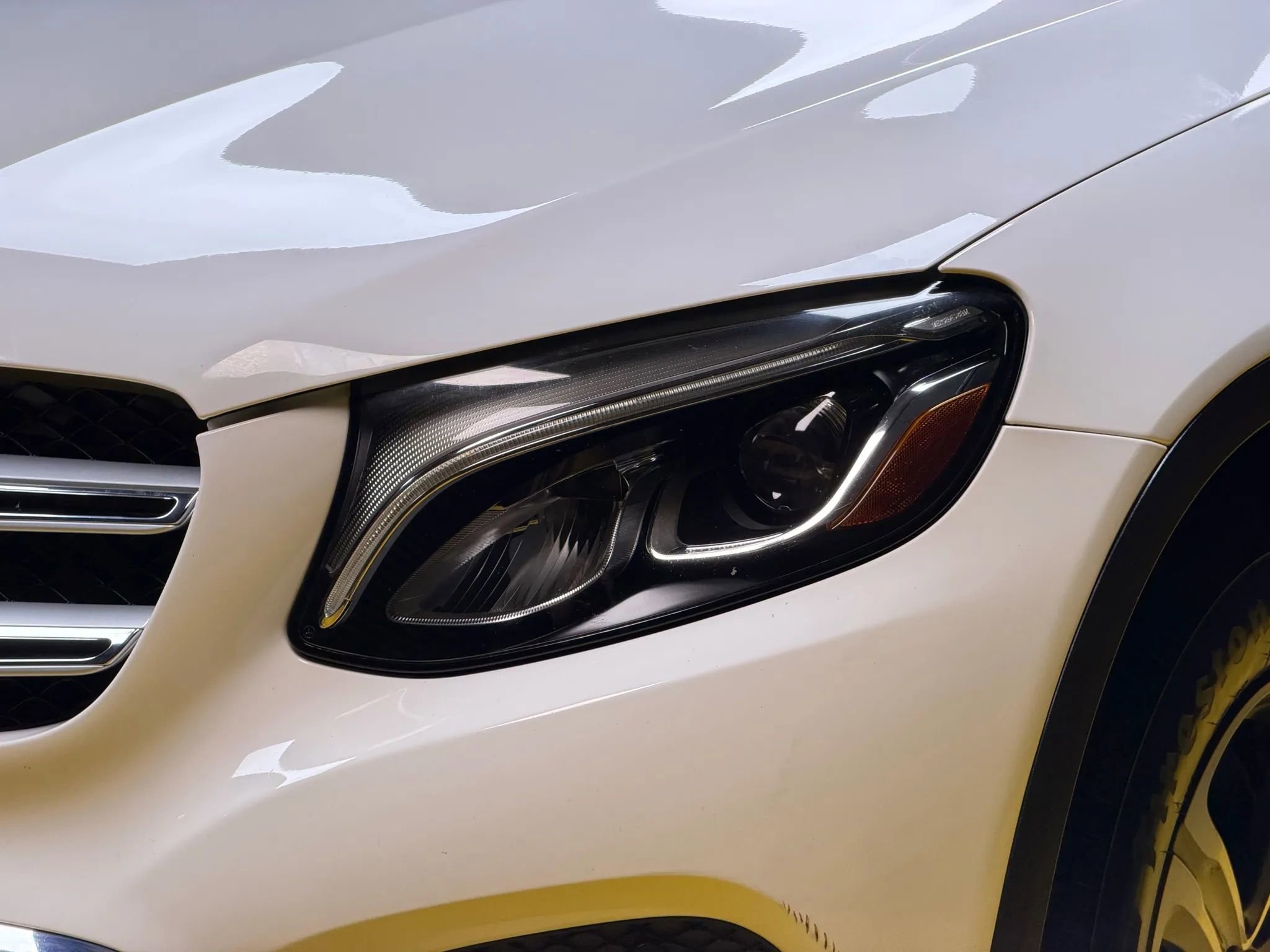 Used 2019 Mercedes-Benz GLC 300 image 7