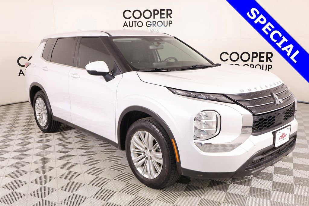 Used 2023 Mitsubishi Outlander ES video 1