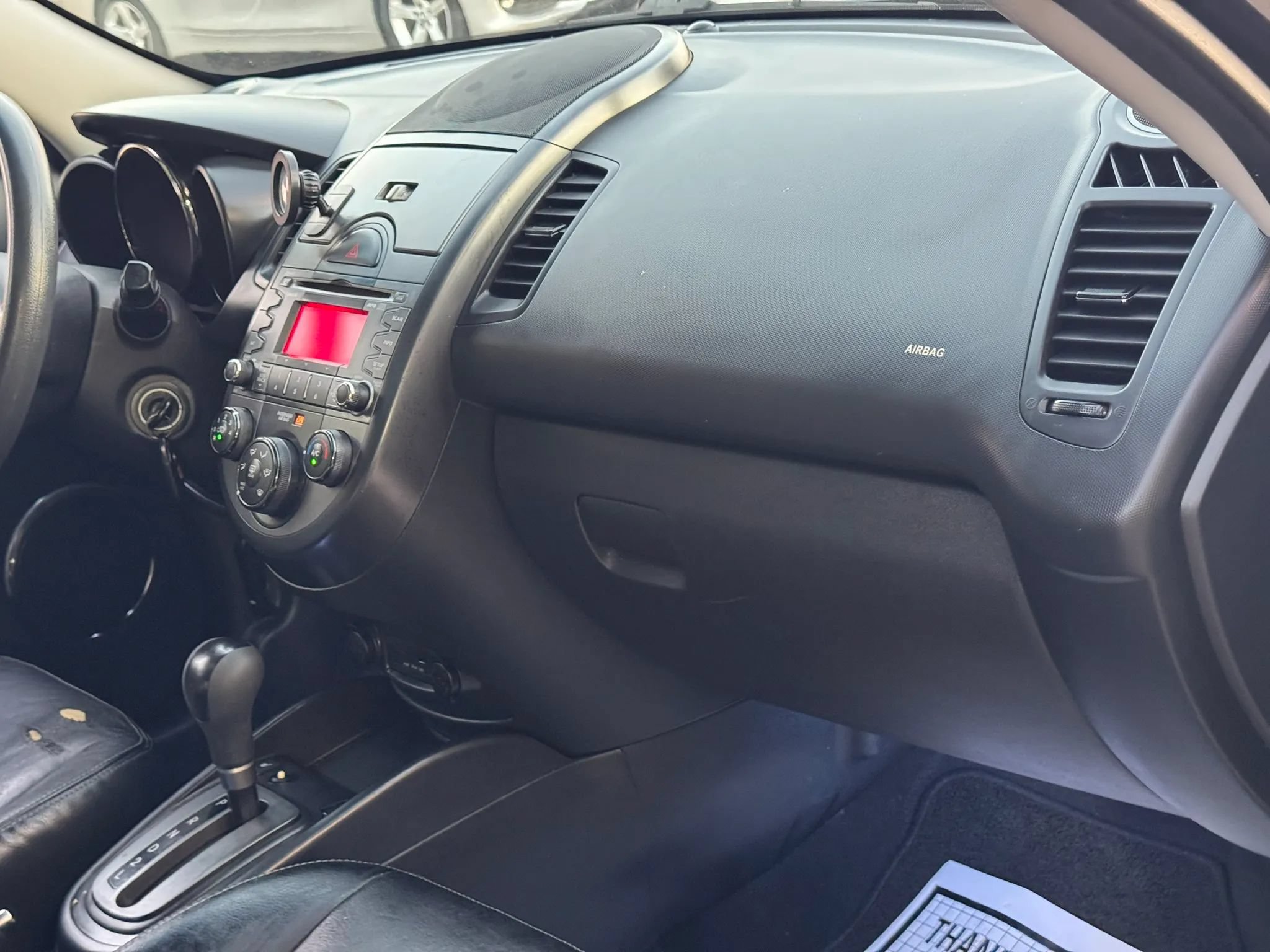 Used 2010 Kia Soul + FWD image 22