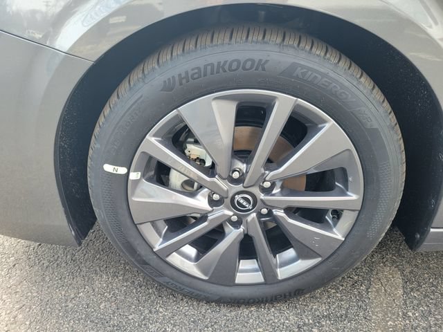 New 2026 Nissan Sentra SL w/ Floor Mat Package FWD image 12