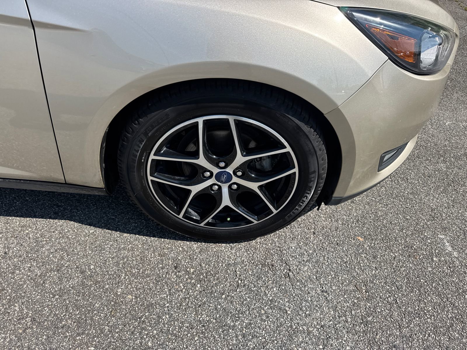 Used 2018 Ford Focus SEL FWD image 12