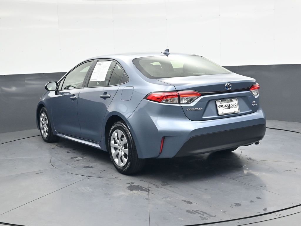 Used 2025 Toyota Corolla LE image 5