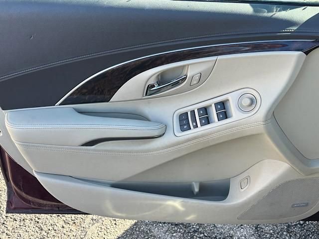 Used 2015 Buick LaCrosse Premium w/ Driver Confidence Package #1 FWD image 9