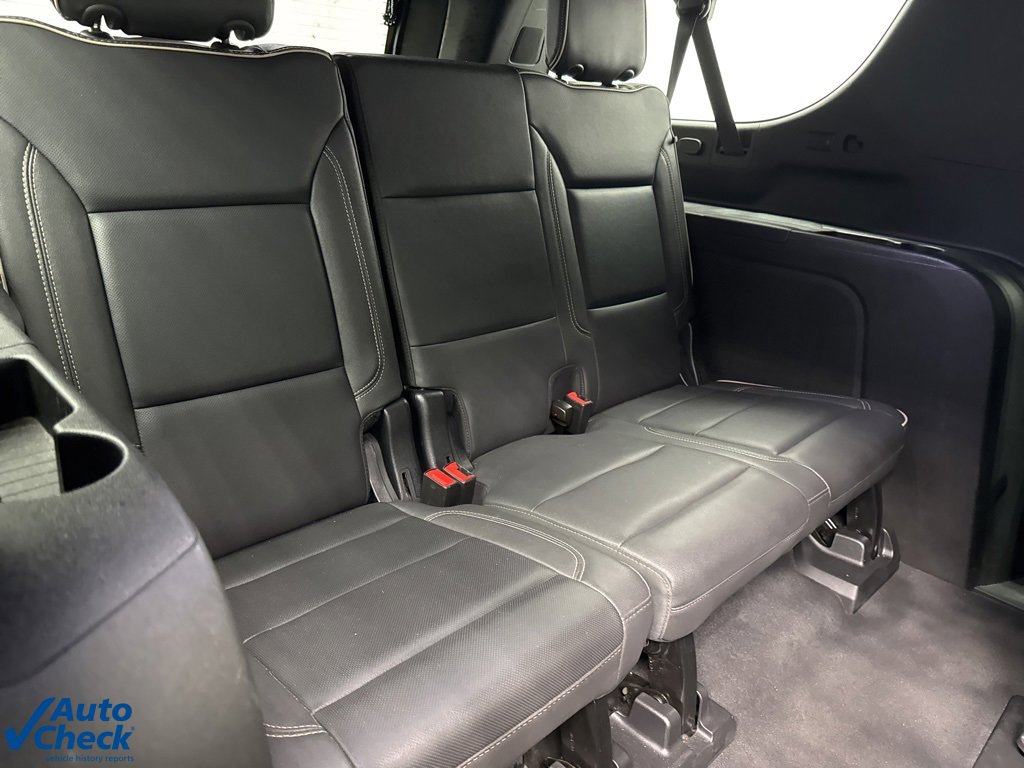 Used 2023 Chevrolet Suburban Premier image 21