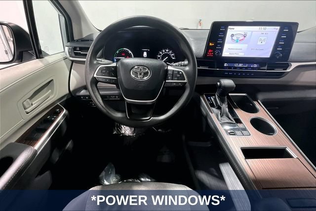 Used 2021 Toyota Sienna LE FWD image 11