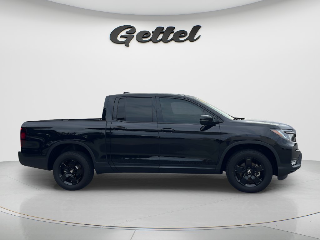 Used 2025 Honda Ridgeline Black Edition image 4