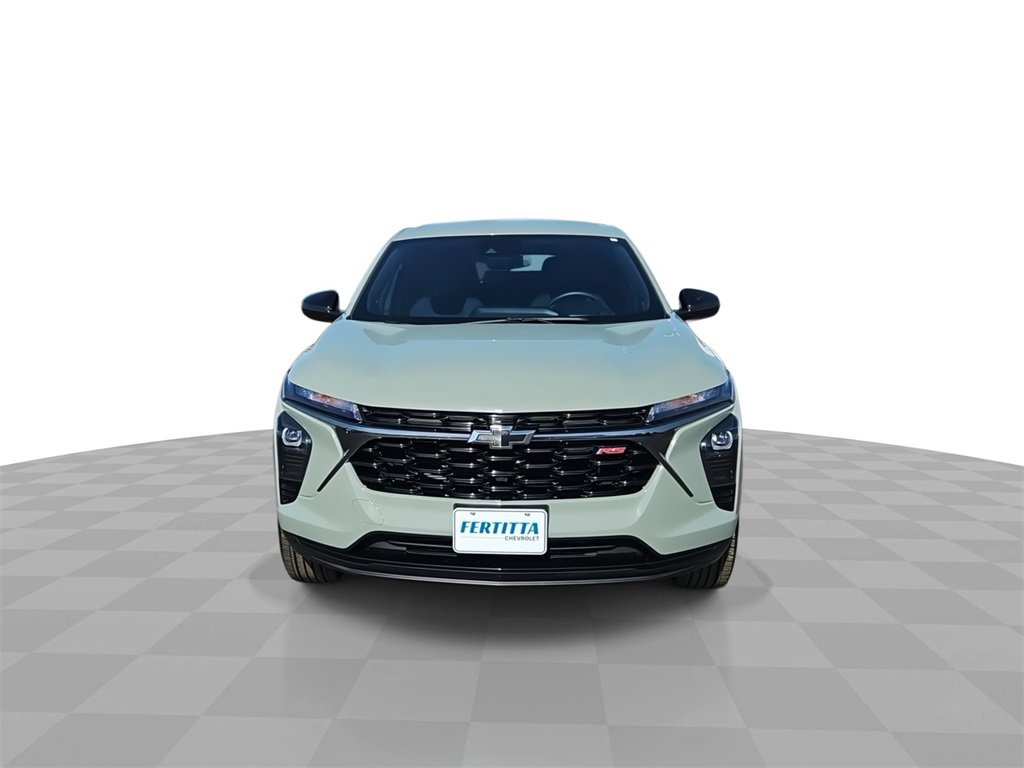 Used 2024 Chevrolet Trax RS w/ Driver Confidence Package image 3