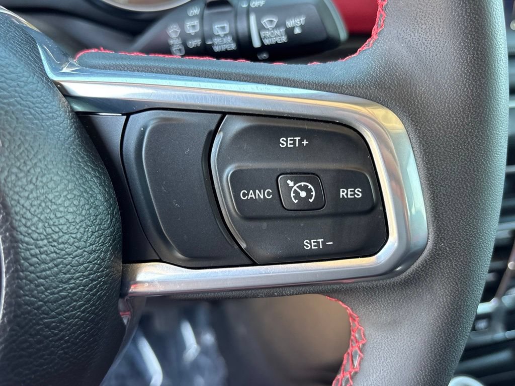 Used 2023 Jeep Wrangler Unlimited Rubicon 4xe AWD/4WD image 13