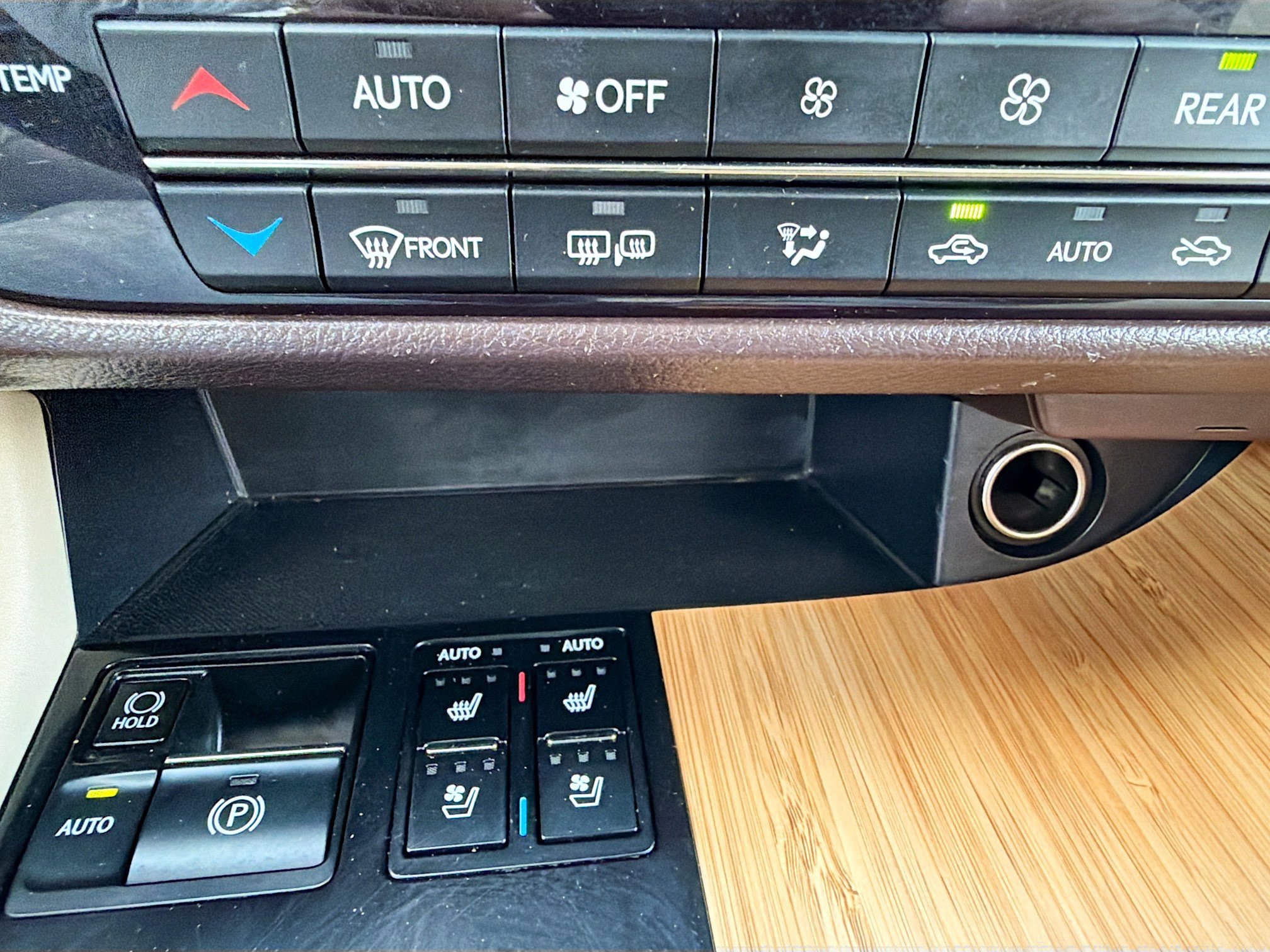 Used 2019 Lexus RX 350L FWD image 31