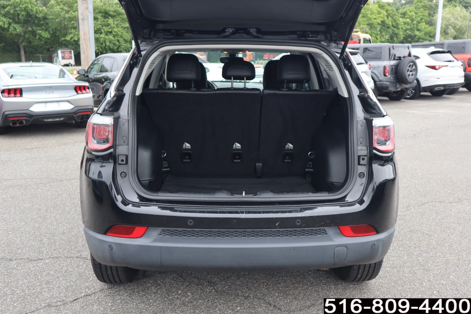 Used 2018 Jeep Compass Latitude w/ Popular Equipment Group AWD/4WD image 29