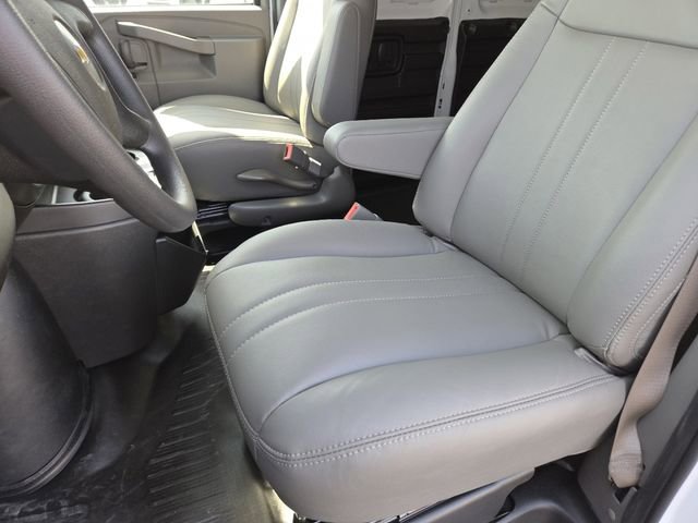 New 2026 Chevrolet Express 2500 w/ Driver Convenience Package RWD image 25