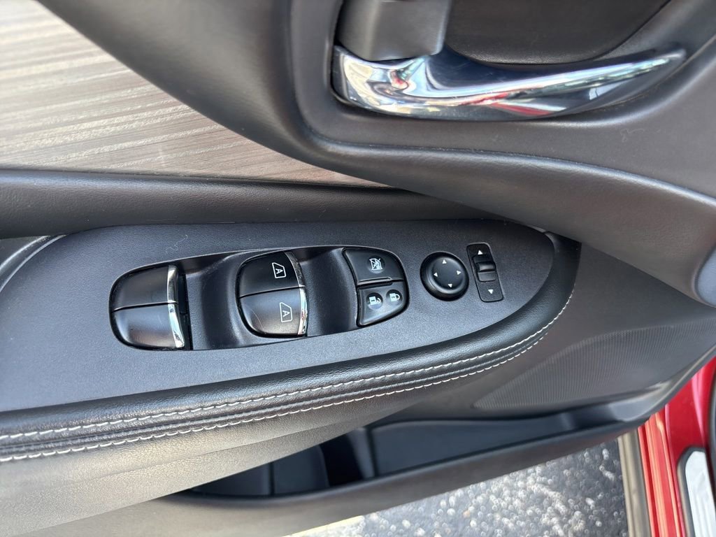 Used 2018 Nissan Murano Platinum AWD/4WD image 18