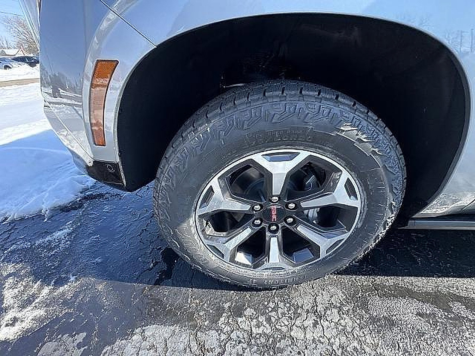 New 2026 GMC Yukon XL AT4 Ultimate AWD/4WD image 7