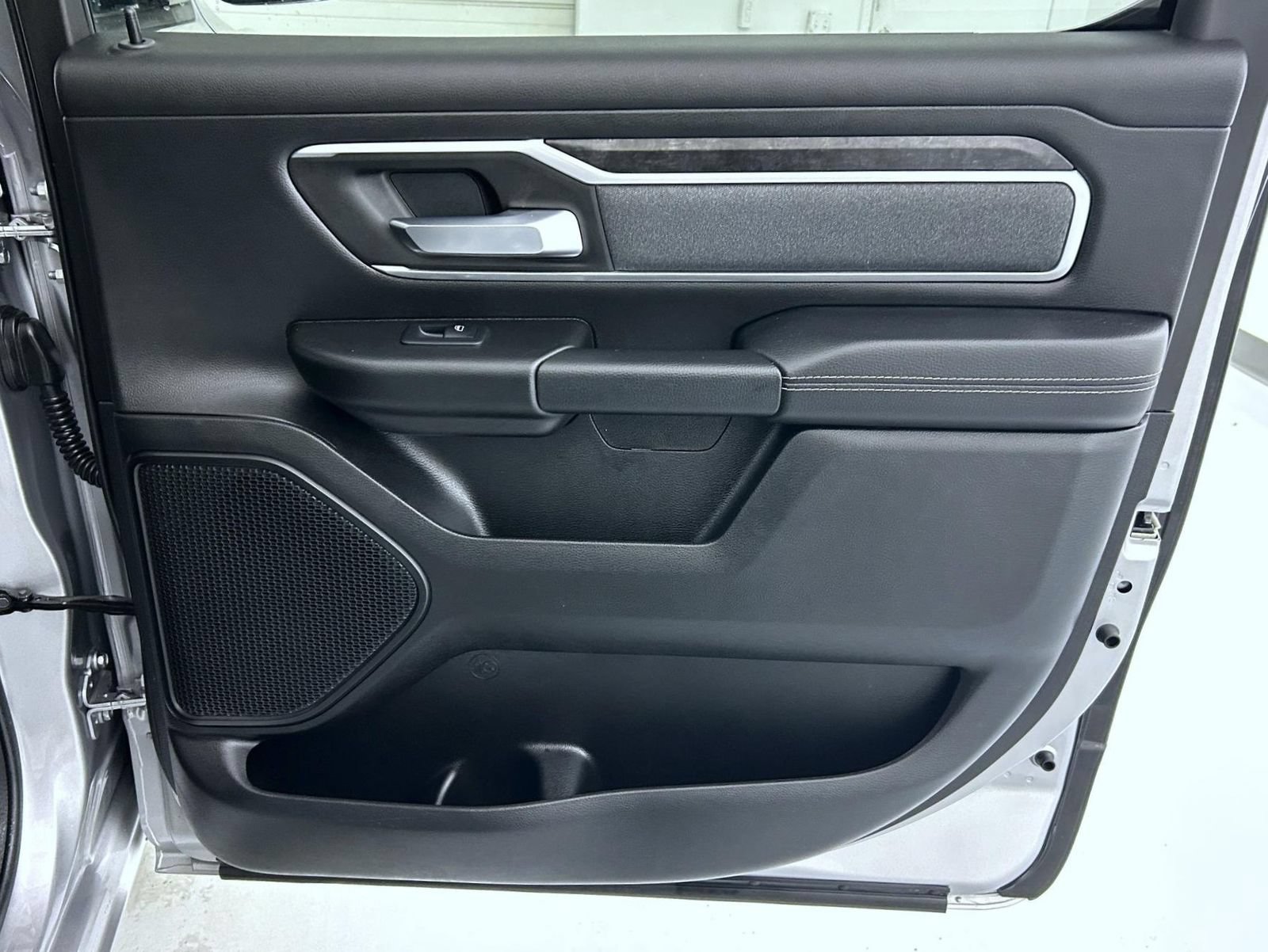 Certified 2022 RAM 1500 Big Horn AWD/4WD image 17