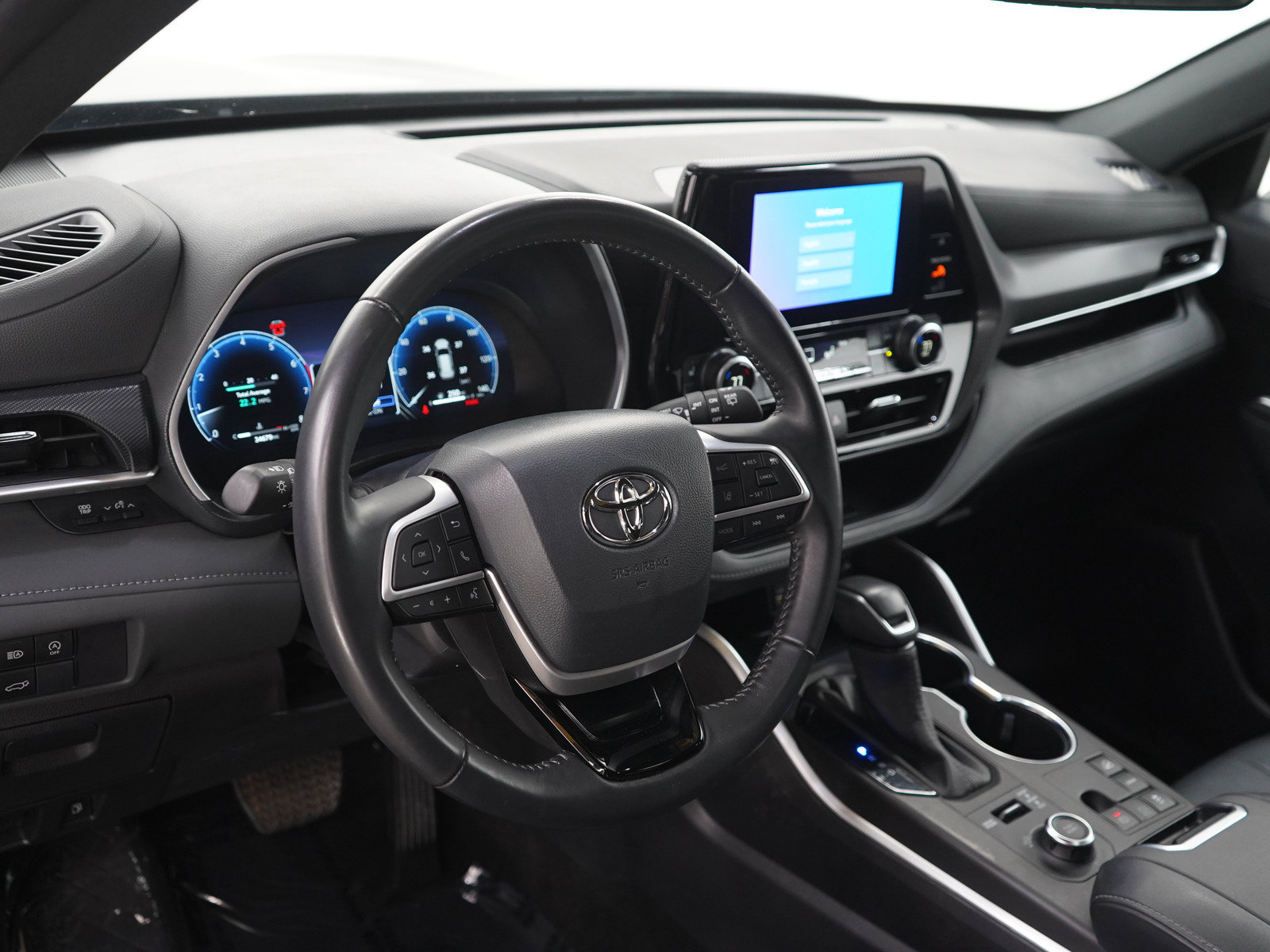 Used 2025 Toyota Highlander XSE AWD/4WD image 23