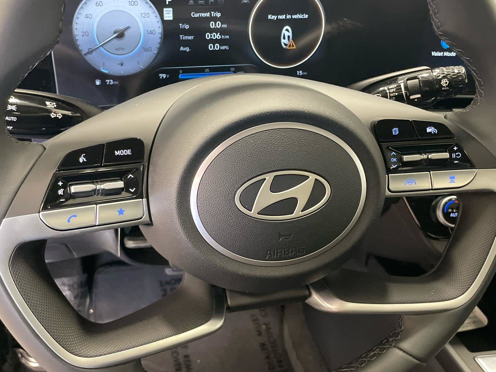 New 2026 Hyundai Elantra Limited FWD image 19