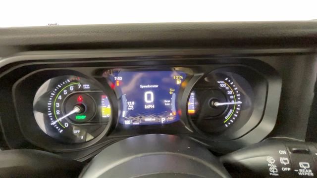 Used 2024 Jeep Wrangler Unlimited w/ Convenience Group AWD/4WD image 27