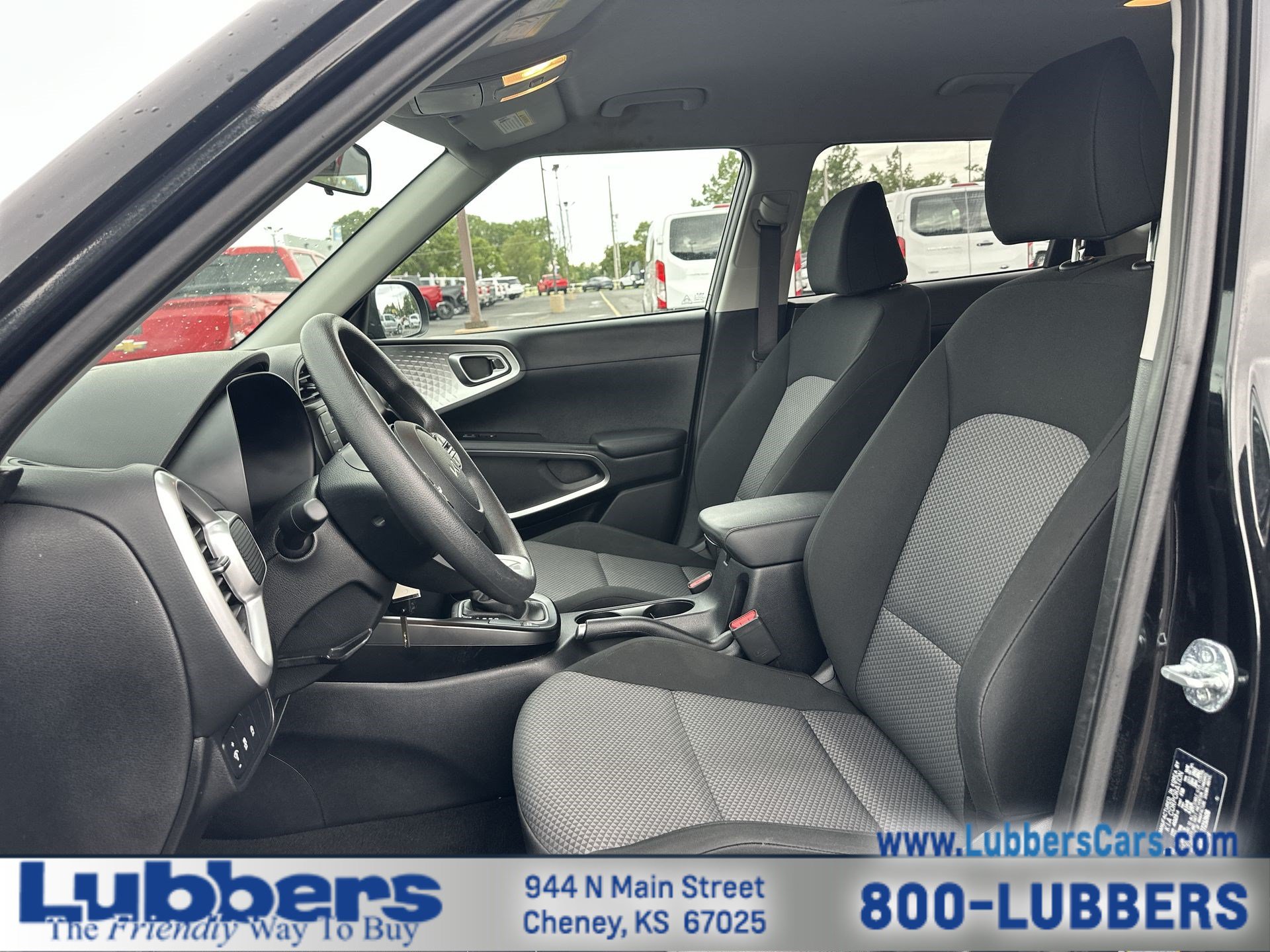 Used 2024 Kia Soul LX w/ LX Technology Package FWD image 11