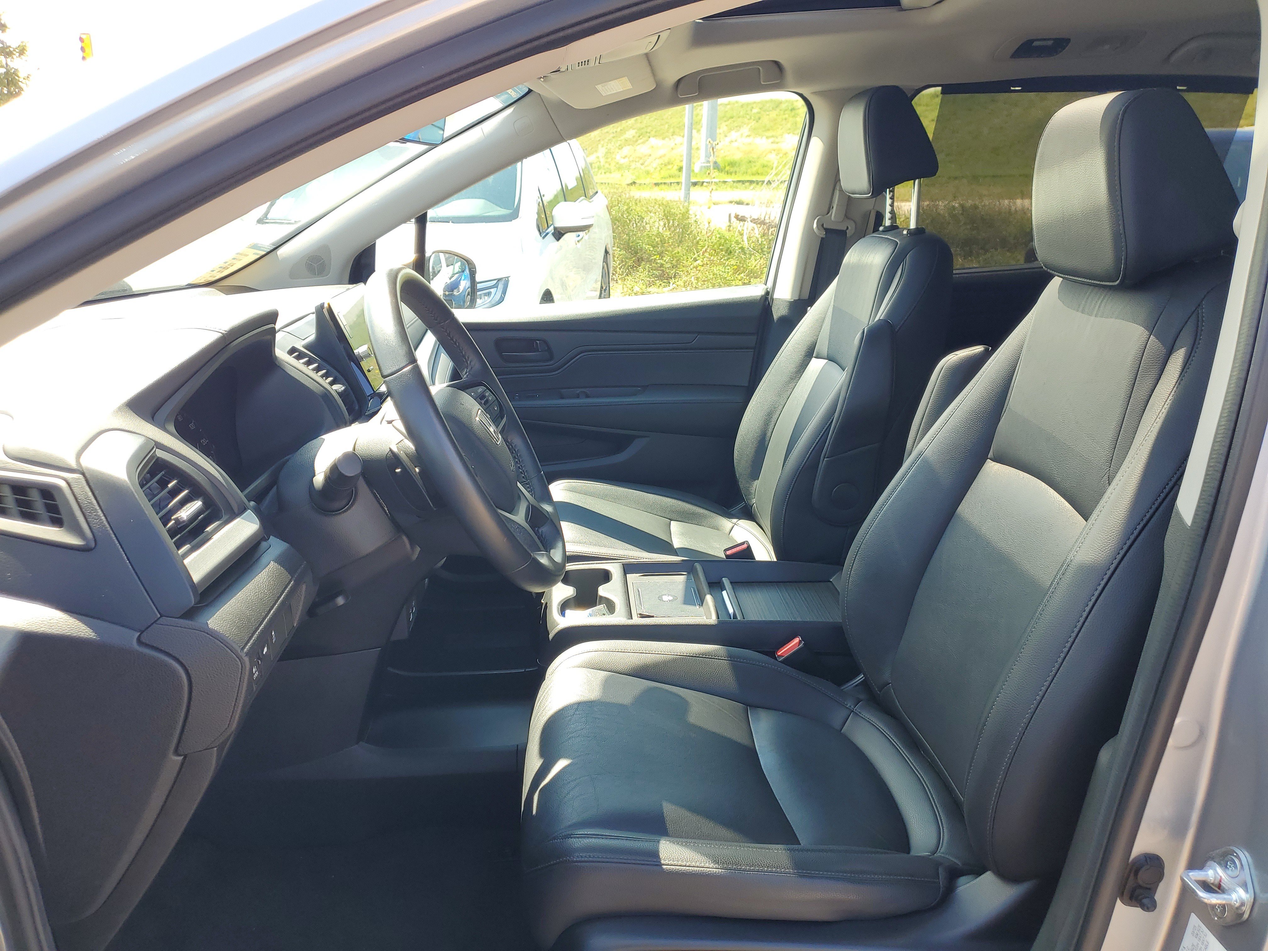 Certified 2025 Honda Odyssey EX-L image 10