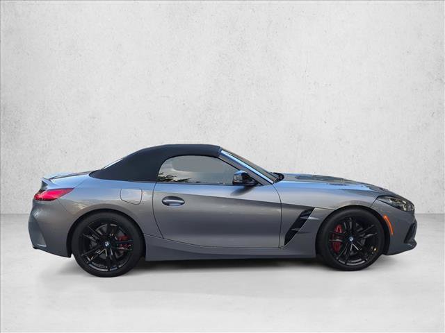Used 2024 BMW Z4 M40i w/ Premium Package RWD image 5