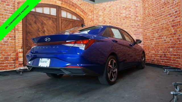 Used 2023 Hyundai Elantra SEL w/ Convenience Package image 7