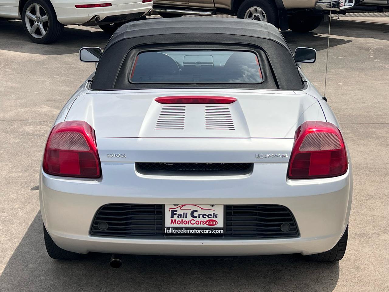 Used 2002 Toyota MR2 RWD image 87