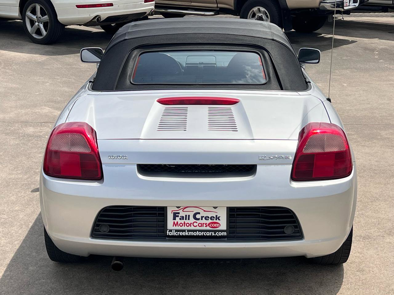 Used 2002 Toyota MR2 RWD image 87