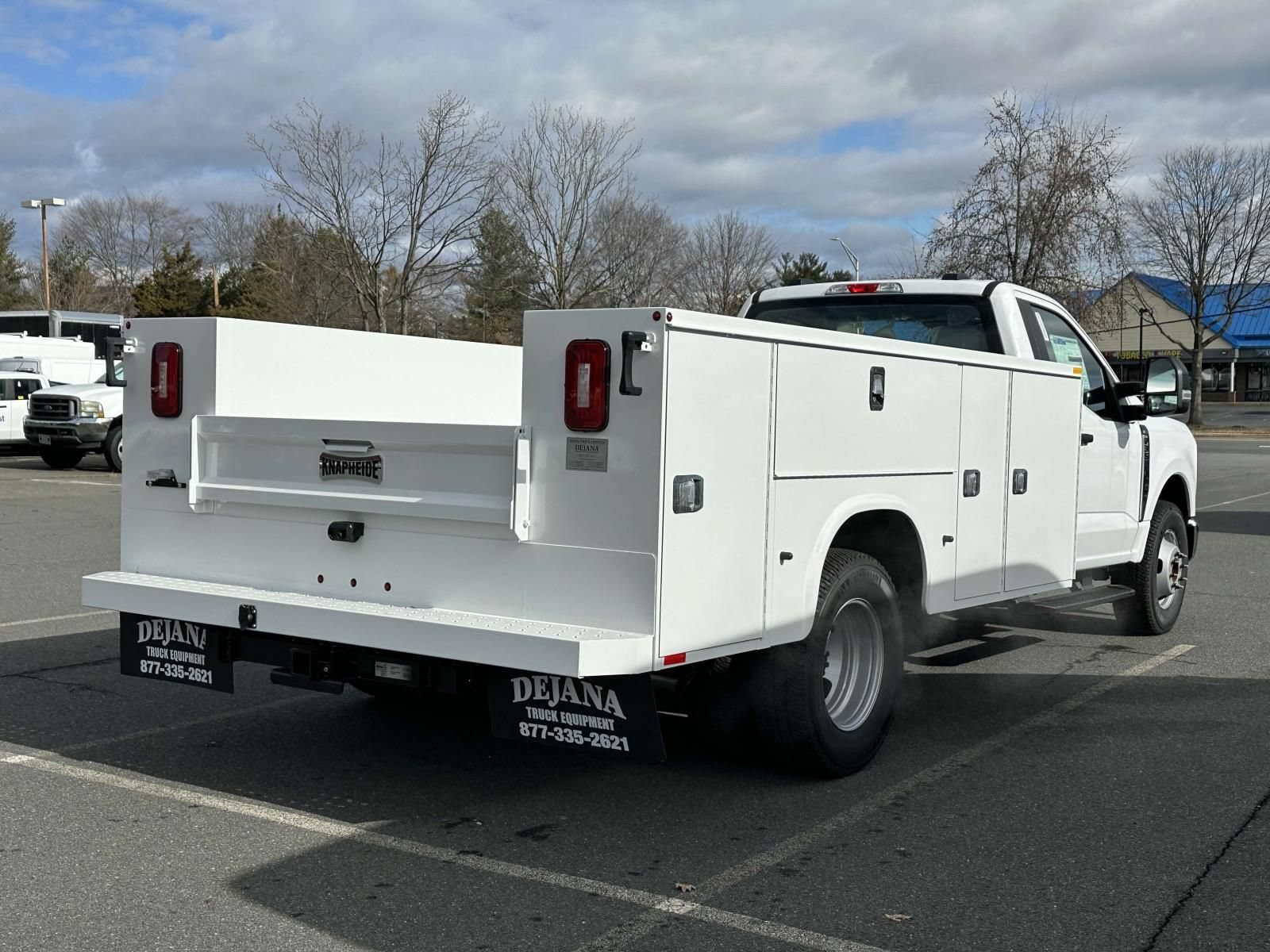 New 2024 Ford F350 XL w/ XL Chrome Package RWD image 2