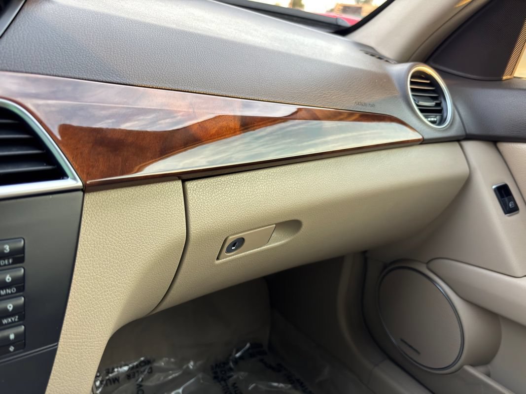Used 2014 Mercedes-Benz C 250 Sedan image 30