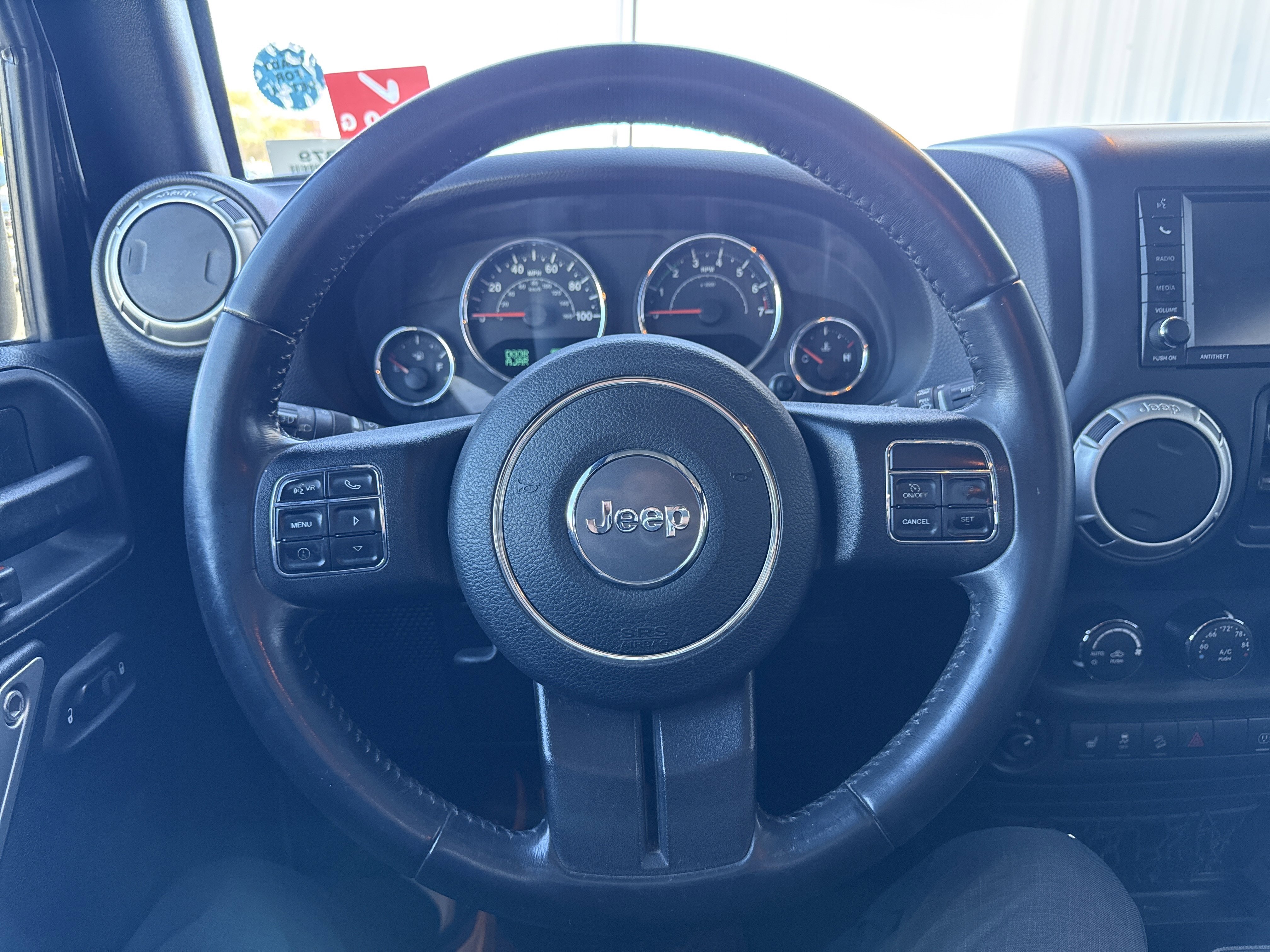 Used 2018 Jeep Wrangler Unlimited Sahara w/ Connectivity Group image 20