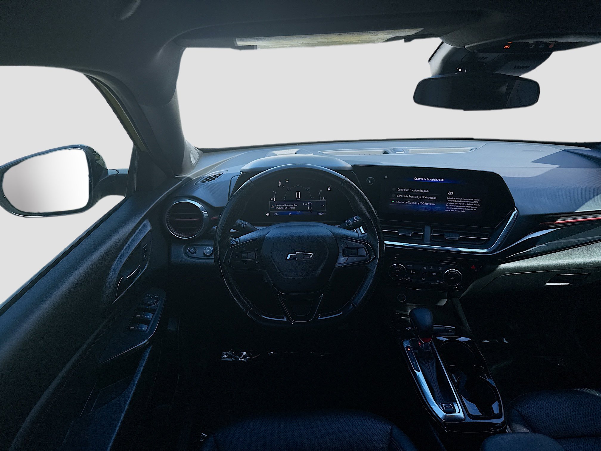 Used 2024 Chevrolet Trax RS w/ Driver Confidence Package image 20