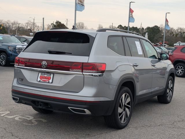 Used 2025 Volkswagen Atlas SE image 3