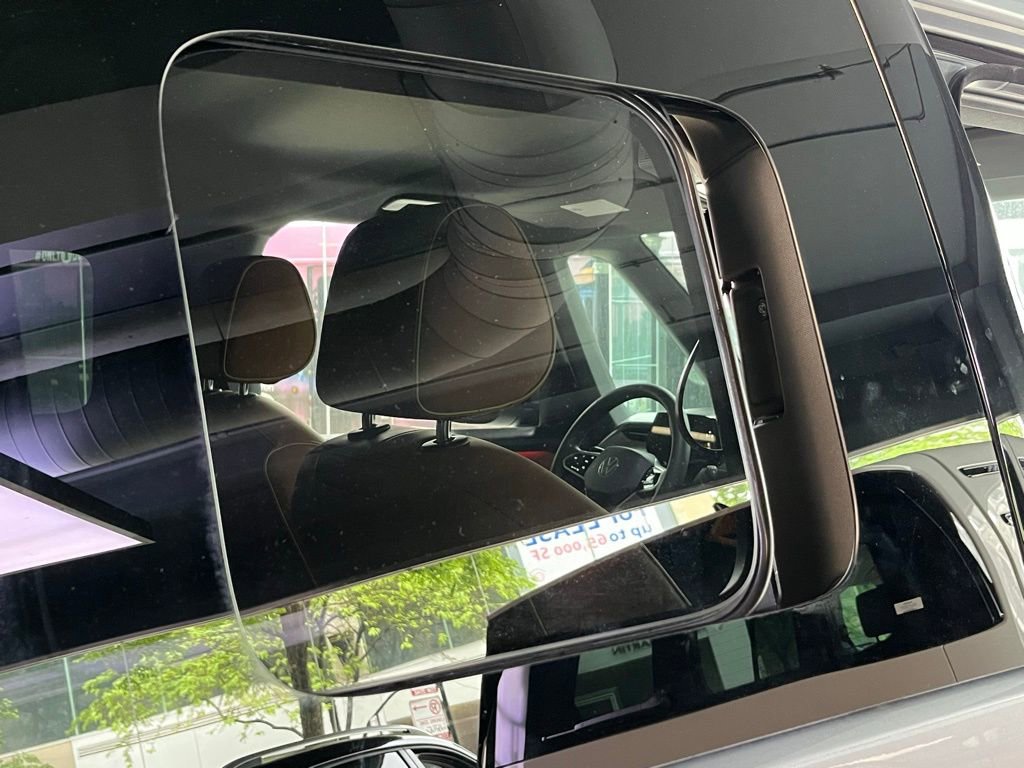 New 2025 Volkswagen ID. Buzz Pro S image 34