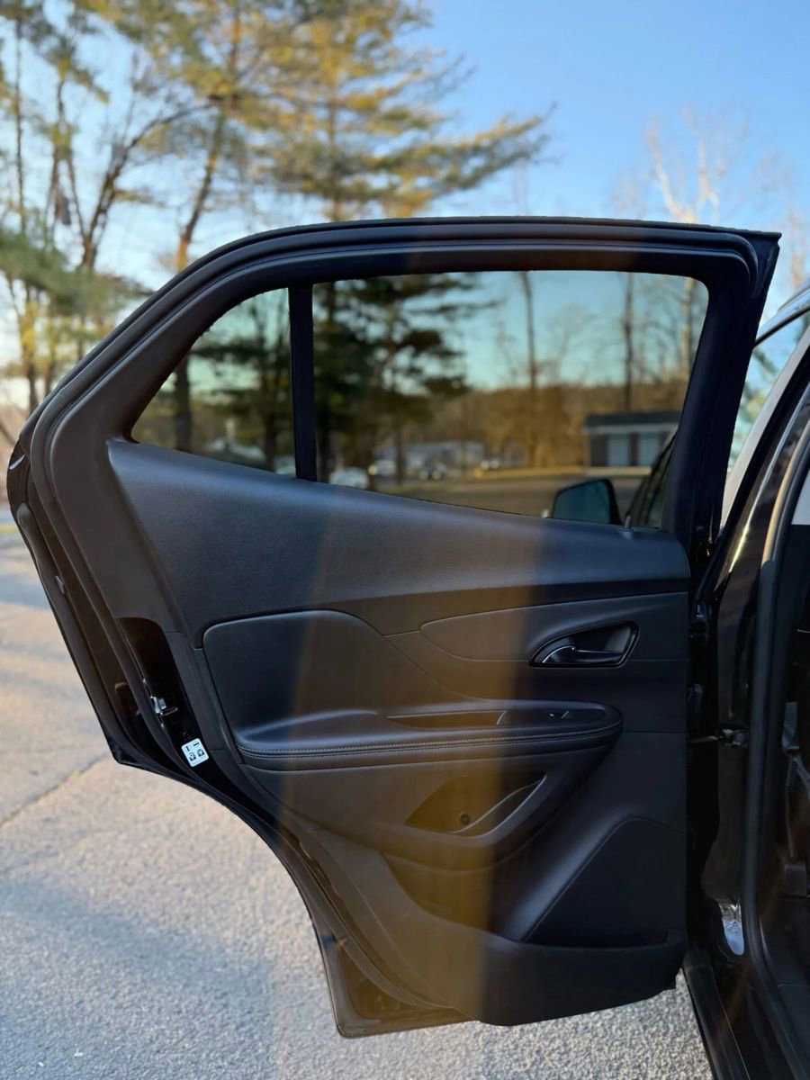 Used 2019 Buick Encore Sport Touring image 16