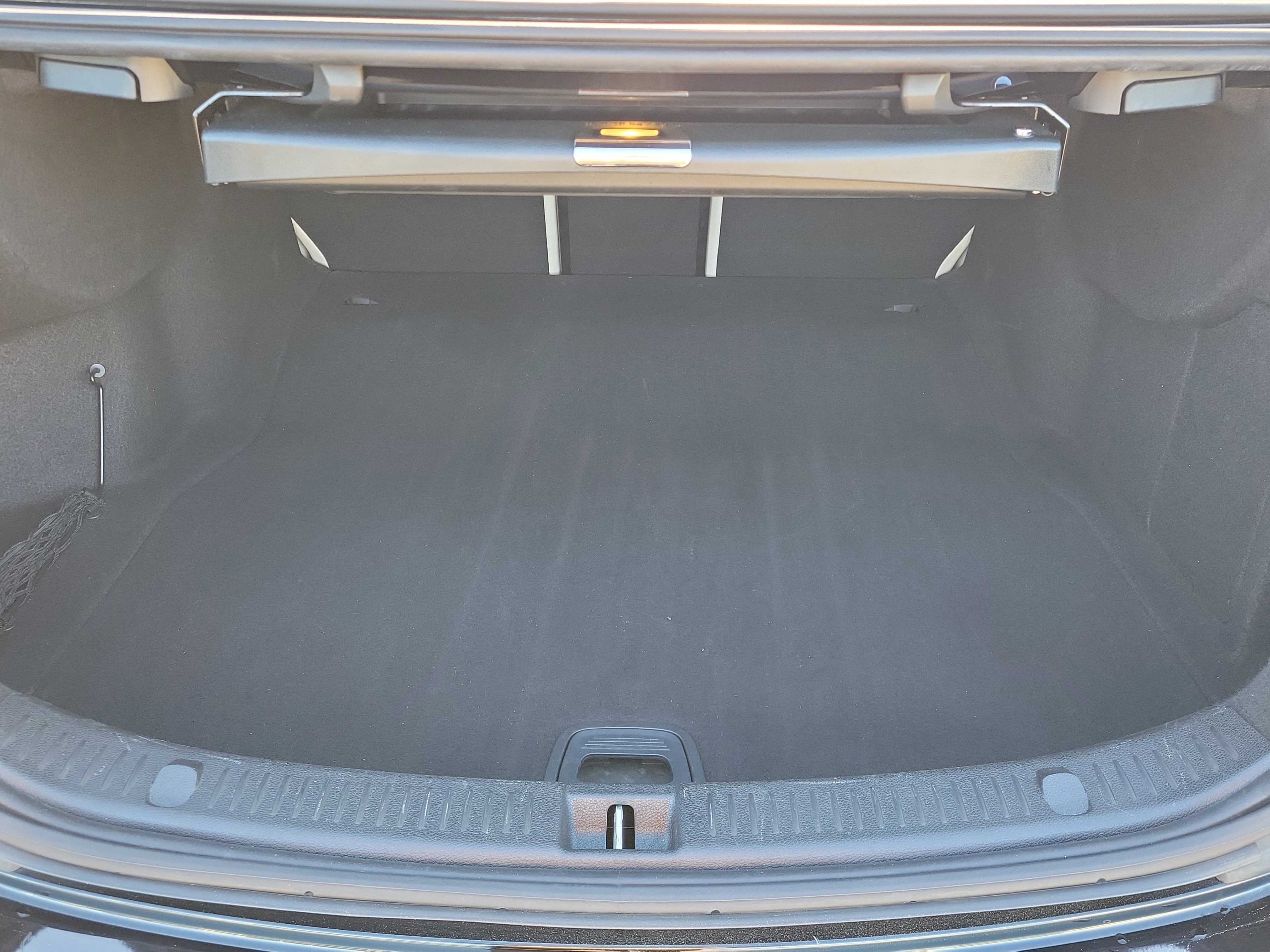 Used 2020 Mercedes-Benz E 350 Sedan image 10