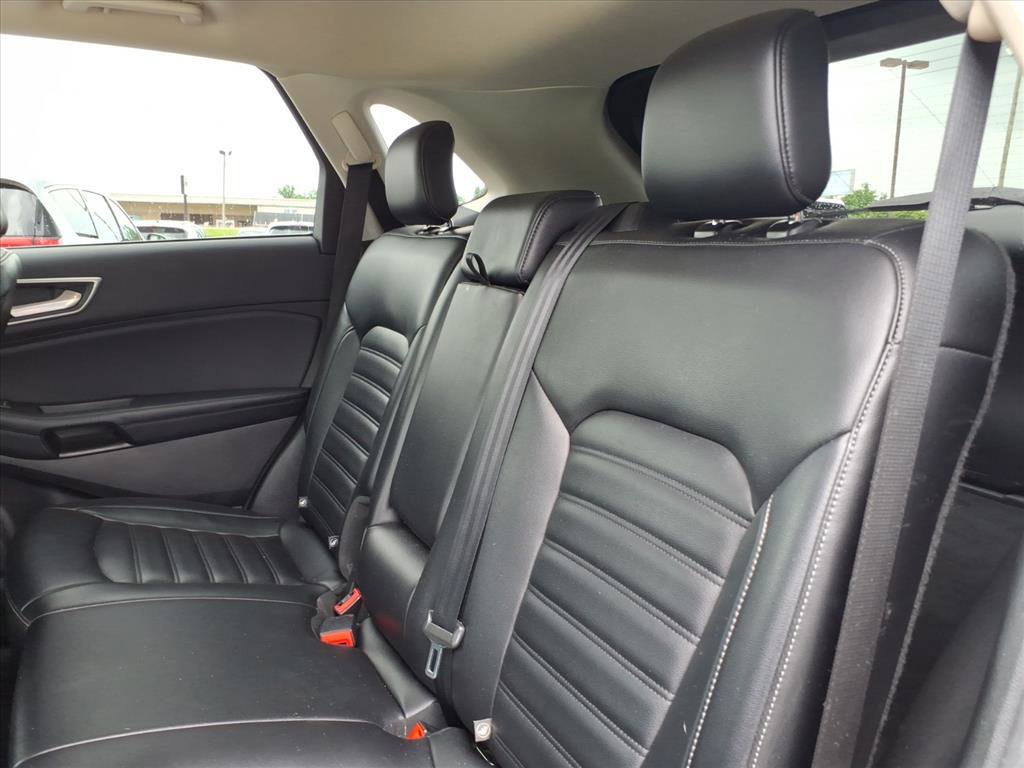 Used 2022 Ford Edge SEL AWD/4WD image 12